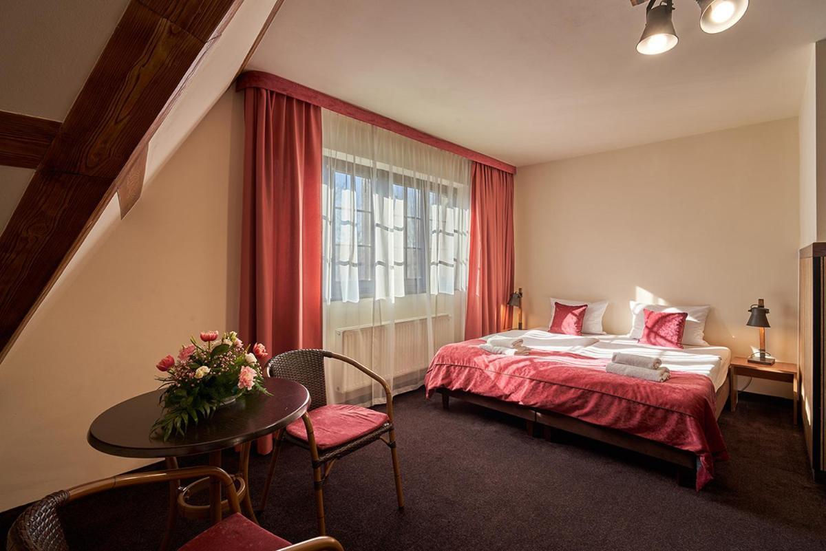 Folwark Ksiazecy Hotel Kliczkow Bagian luar foto