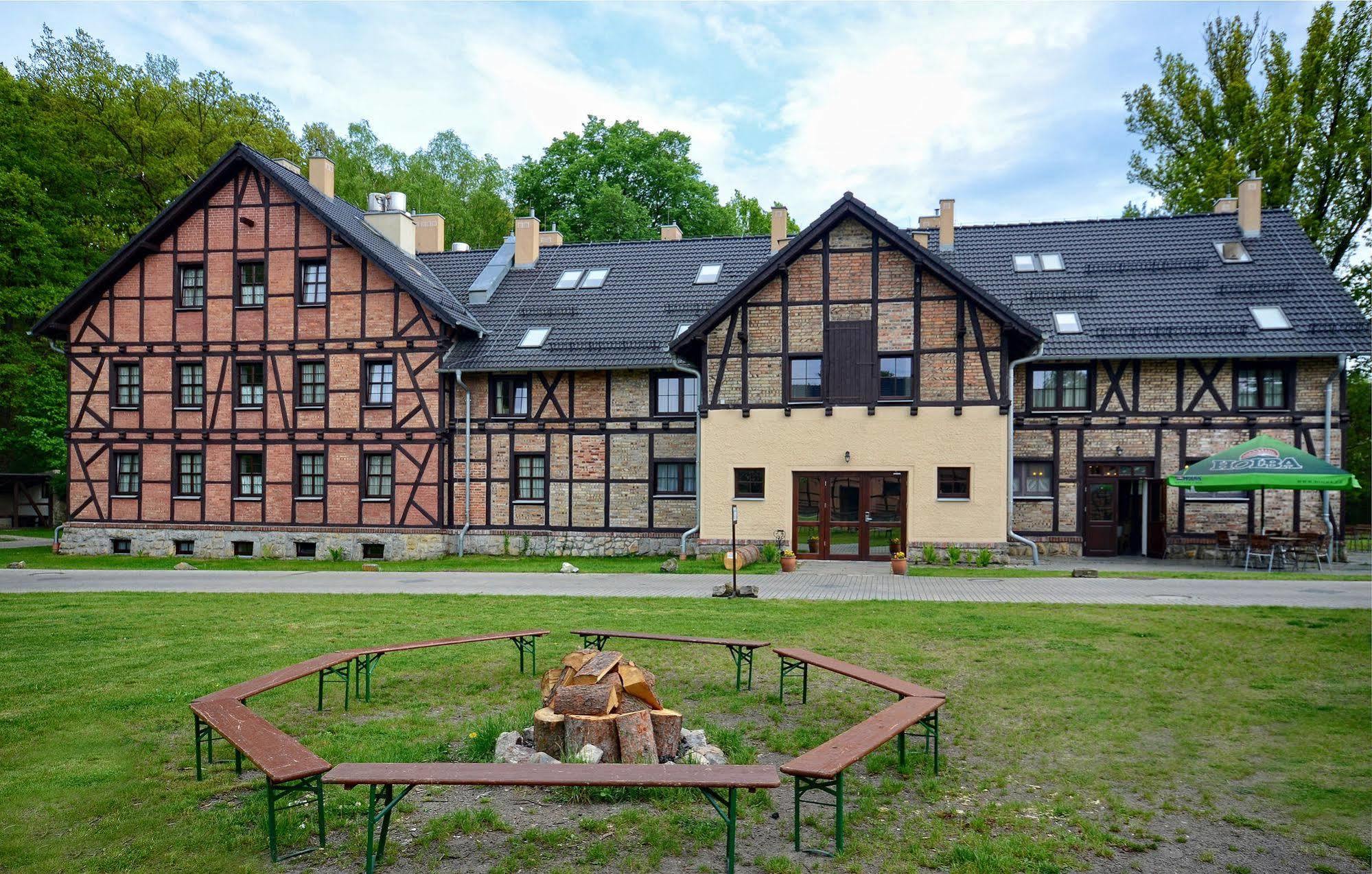 Folwark Ksiazecy Hotel Kliczkow Bagian luar foto